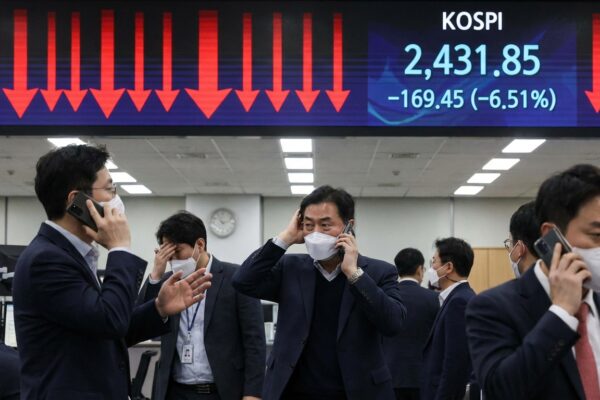 Image for: Asian Markets Suffer Steep Losses as Iran Conflict Fallout Spreads to Global Financial System