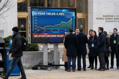 Image for: The Fed's Impossible Choice: Iran War Drives Oil-Fueled Inflation Just as the Economy Needs Rate Cuts